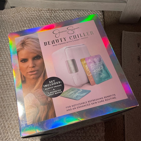 Jessica Simpson Skincare Jessica Simpson Mini Beauty Chiller New In